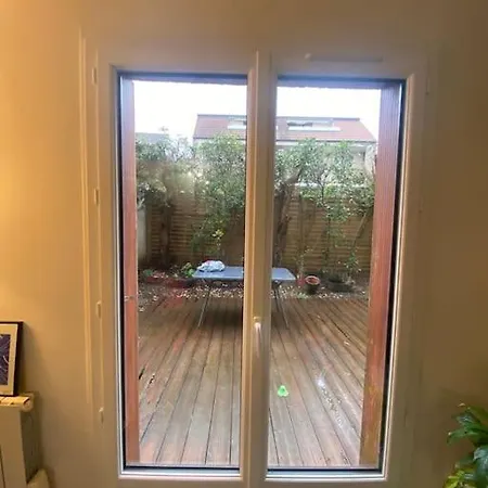 1 Piece Principale Avec Terrasse Privee Proche De Toutes Commodites *