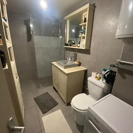Apartamento 1 Piece Principale Avec Terrasse Privee Proche De Toutes Commodites *